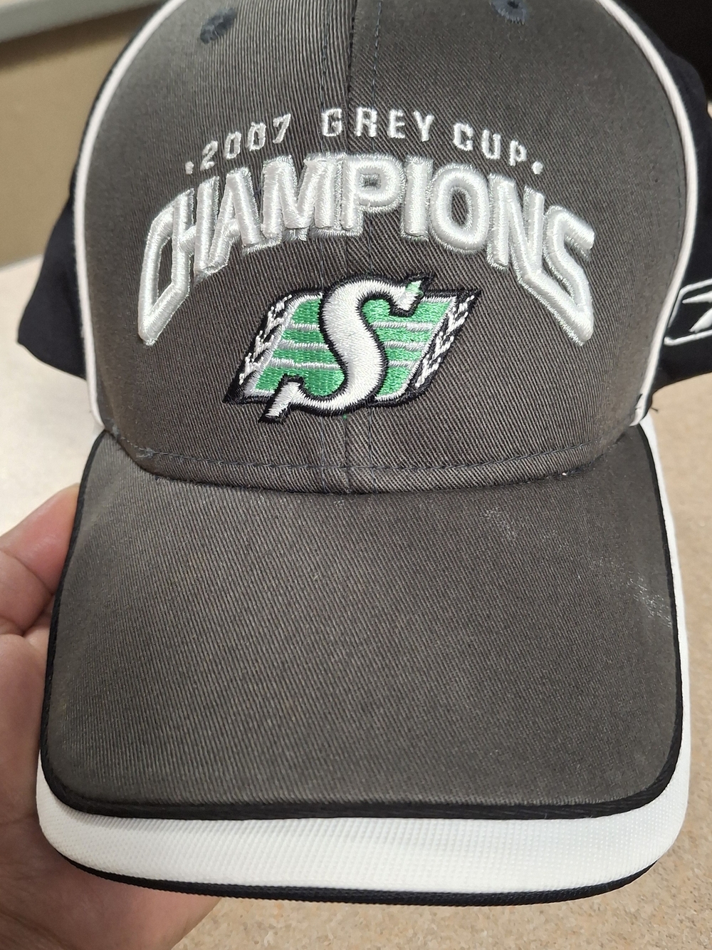 Vintage Reebok Saskatchewan Roughriders 2007 Grey Cup Champions CFL Hat Cap